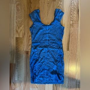 H&M pretty blue lace bodycon dress size 8